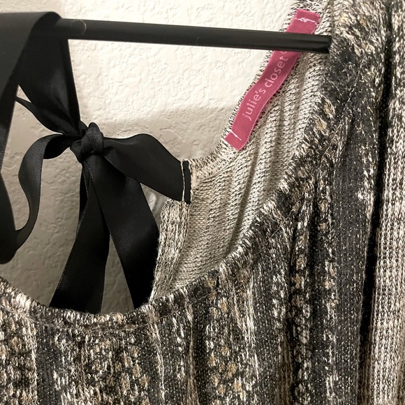 One of a Kind Black&White Leopard/Zebra print - Picture 6 of 10